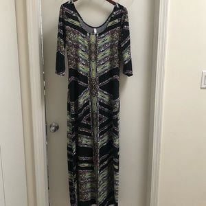 Graphic long-sleeved maxi dress